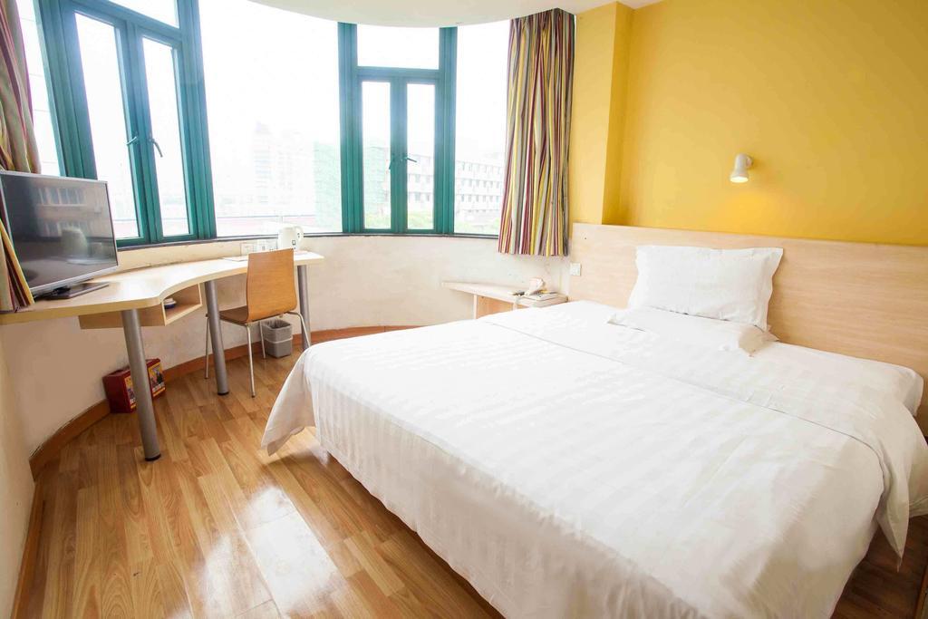 7Days Inn Dongguan Nan Chen Room photo