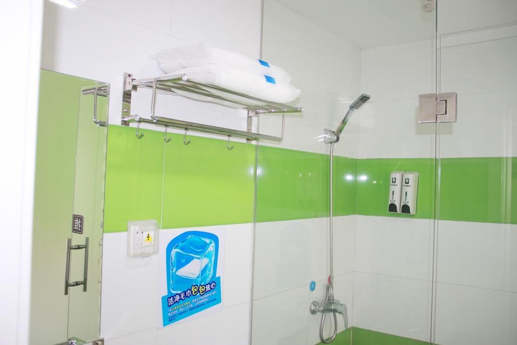 7Days Inn Dongguan Nan Chen Exterior photo